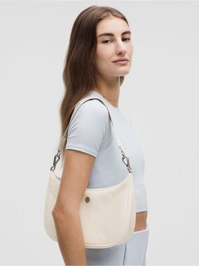 Lululemon City Essentials Small Shoulder Bag 3L Light Ivory